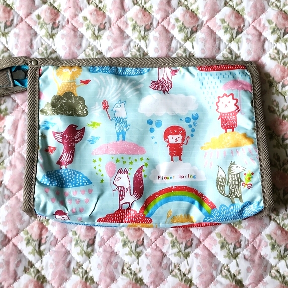 Rare Lesportsac Artist zipper pouch rainbow sky blue pink inner bird art cosm… - Picture 4 of 13